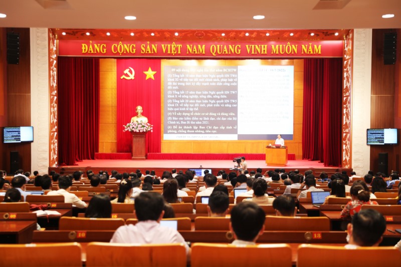 Tỉnh ủy Quảng Ninh tổ chức Hội nghị thông báo kết quả Hội nghị Trung ương 5