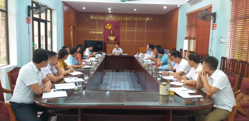 Đoàn công tác Thành ủy làm việc tại xã Sơn Dương