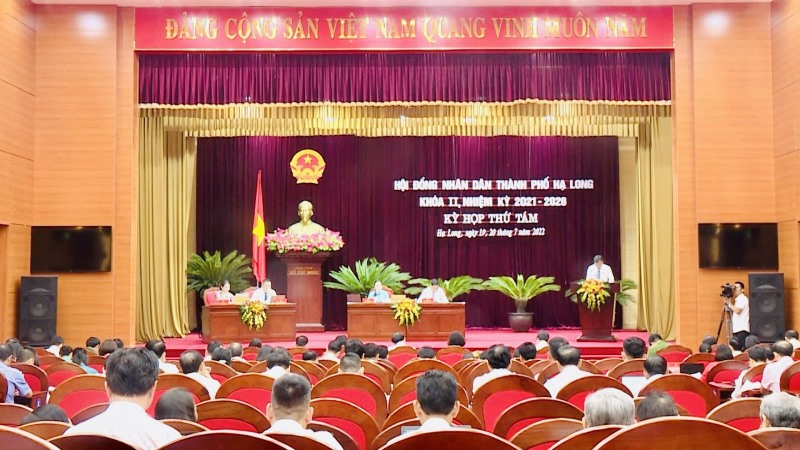 Khai mạc kỳ họp thứ 8 HĐND Thành phố Hạ Long khóa II, nhiệm kỳ 2021-2026