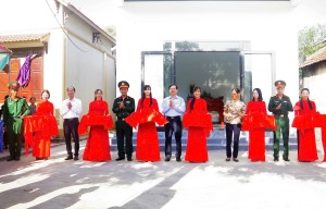 Hạ Long khánh thành, bàn giao “Nhà Đồng đội”, “Nhà Đại đoàn kết”.