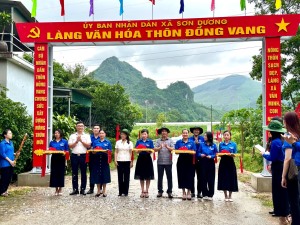Chương trình khánh thành cổng làng Thôn Đồng Vang, xã Sơn Dương