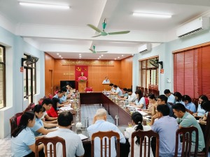 Đảng ủy xã Sơn Dương, quán triệt, triển khai các quy định của Bộ Chính trị, Tỉnh ủy Quảng Ninh về chuẩn mực đạo đức của cán bộ, đảng viên.